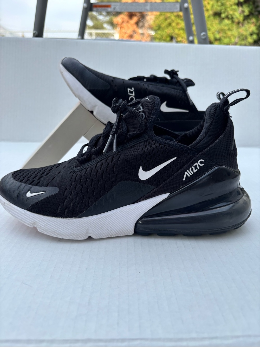 Nike Air 270 Black and White Athletic Sneakers size 5.5Y